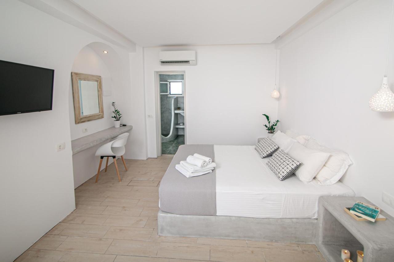 Sensia Luxury Studio With Hot Tub Oía Zewnętrze zdjęcie